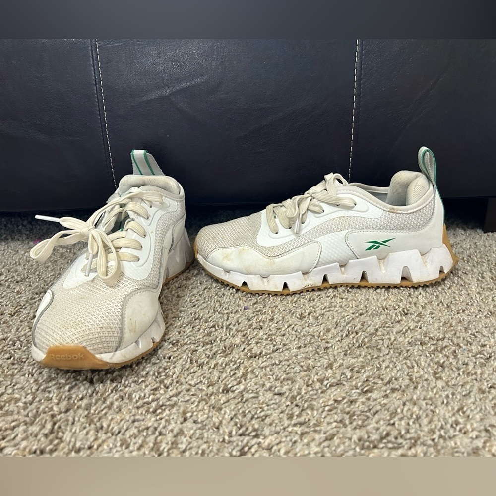 Reebok Zig Dynamica Running Shoe Sneakers Women's Size 7 White Green Chunky Mesh